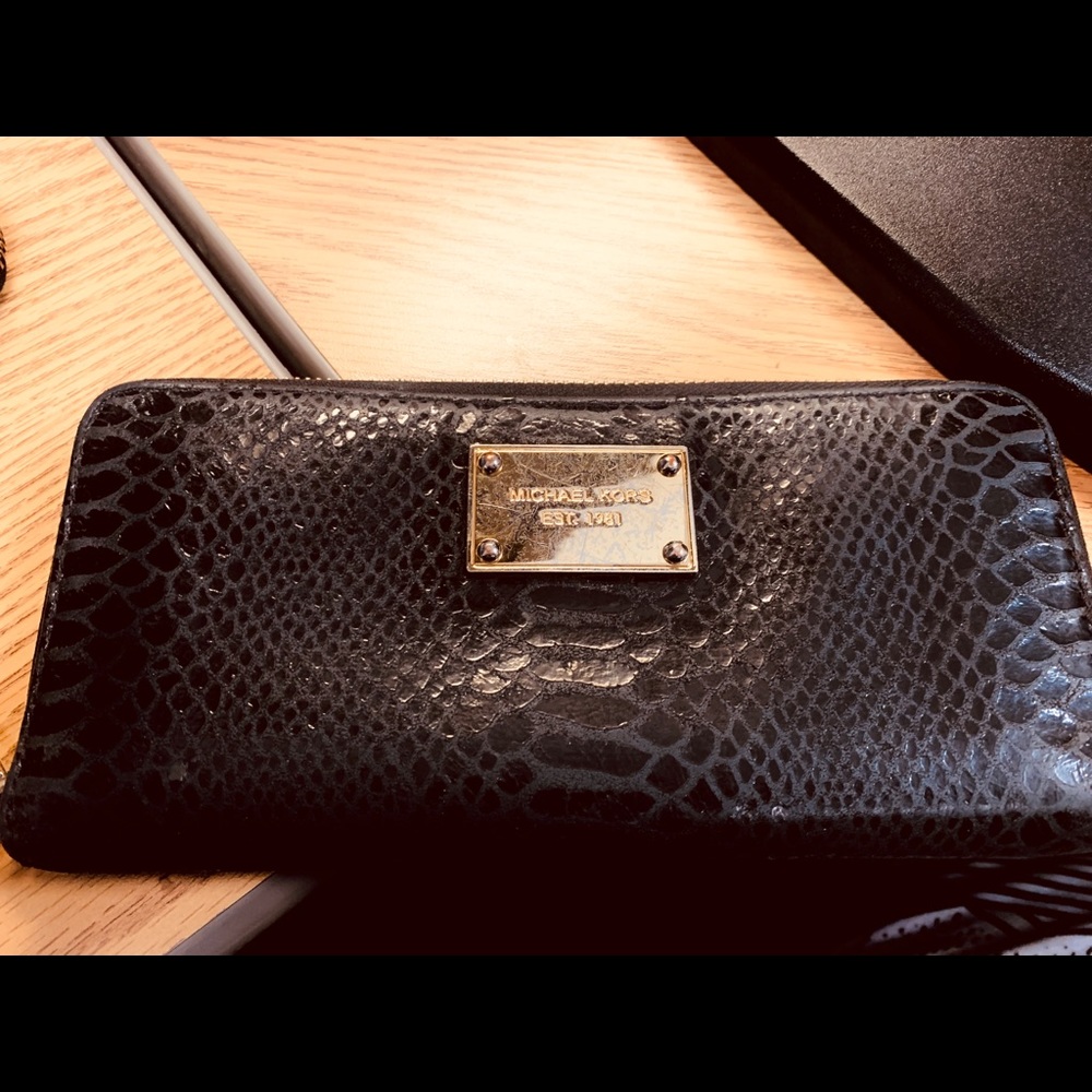 Michael Kors Black  snakeskin  zip around wallet